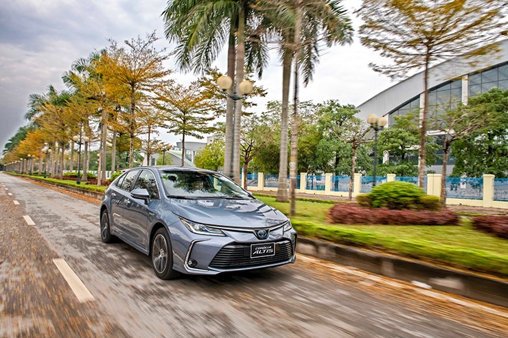 Giá xe Toyota Corolla Altis lăn bánh kèm ưu đãi tháng 8/2024 - 7