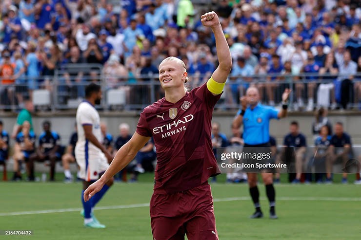 Haaland lập hat-trick vào lưới Chelsea