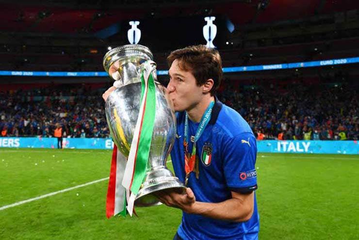 Chiesa giúp Italia vô địch EURO 2021 và được bầu chọn vào đội hình tiêu biểu của giải