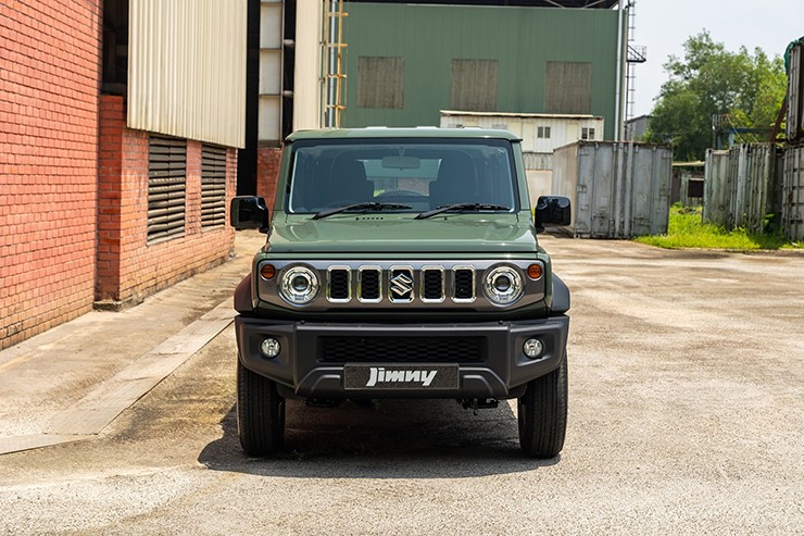 Suzuki Jimny 2024 bản 5 cửa trình làng, giá từ 1,12 tỷ đồng - 3