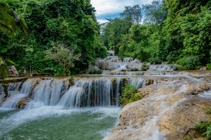 Với khung cảnh xanh mát, có nhiều trải nghiệm hòa mình vào thiên nhiên, thác Mu trở thành địa điểm "chữa lành" hấp dẫn du khách