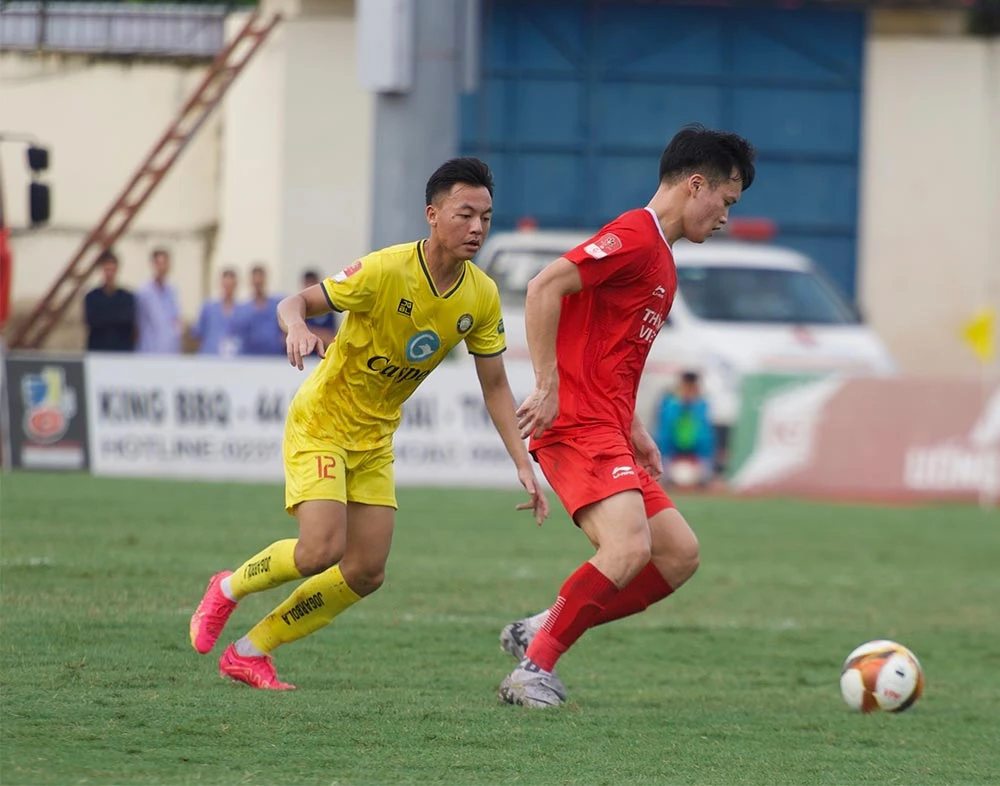 Sắp tới ĐA. Thanh Hóa dự giải Cúp các CLB vô địch Đông Nam Á, trong khi bỏ Champions League 2 mà nếu bị loại ở vòng bảng cũng bỏ túi ít nhất 300 ngàn USD. Ảnh:VPF