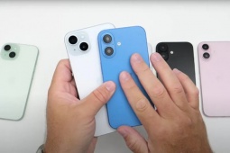 Tự tay chế iPhone 16 Pro vỏ trong suốt đầy mê hoặc Cận cảnh iPhone 16 với loạt màu sắc cực đẹp