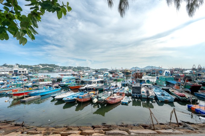 Khung cảnh yên bình trên đảo Cheung Chau. Ảnh: HKTB