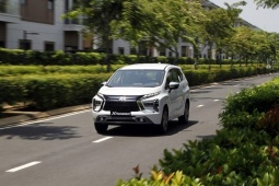 Giá xe Mitsubishi Xpander tháng 8/2024, giảm 50% phí trước bạ và tặng Camera