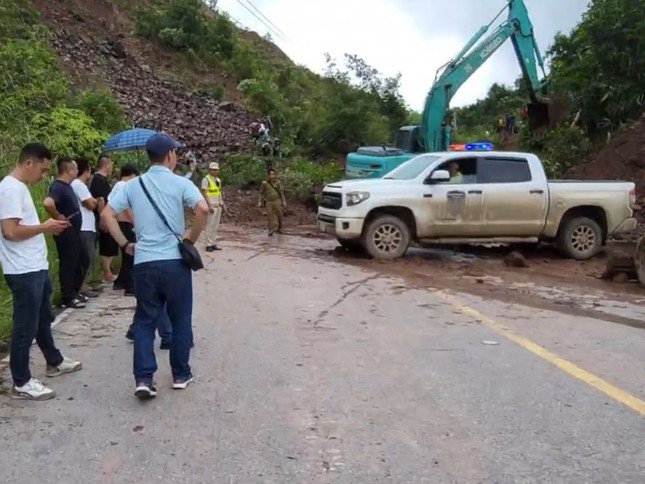 Sự cố sạt lở xảy ra khi đoàn vừa di chuyển từ Bokeo về Viêng Chăn. (Ảnh CAHT)