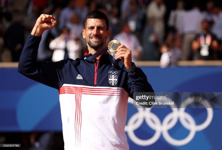 [Image: Djokovic-huong-toi-2-ky-luc-djokovic1-11...ght499.jpg]