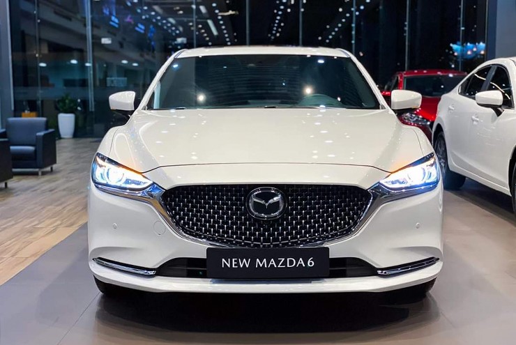 Mazda bổ sung thêm hai phiên bản cho dòng xe sedan Mazđa6 - 2