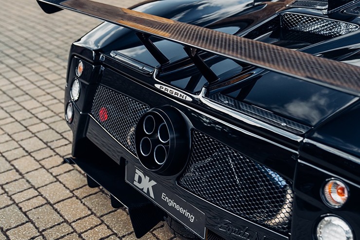 Đây là chiếc siêu xe Pagani Zonda Nero độc bản dành cho giới siêu giàu - 9