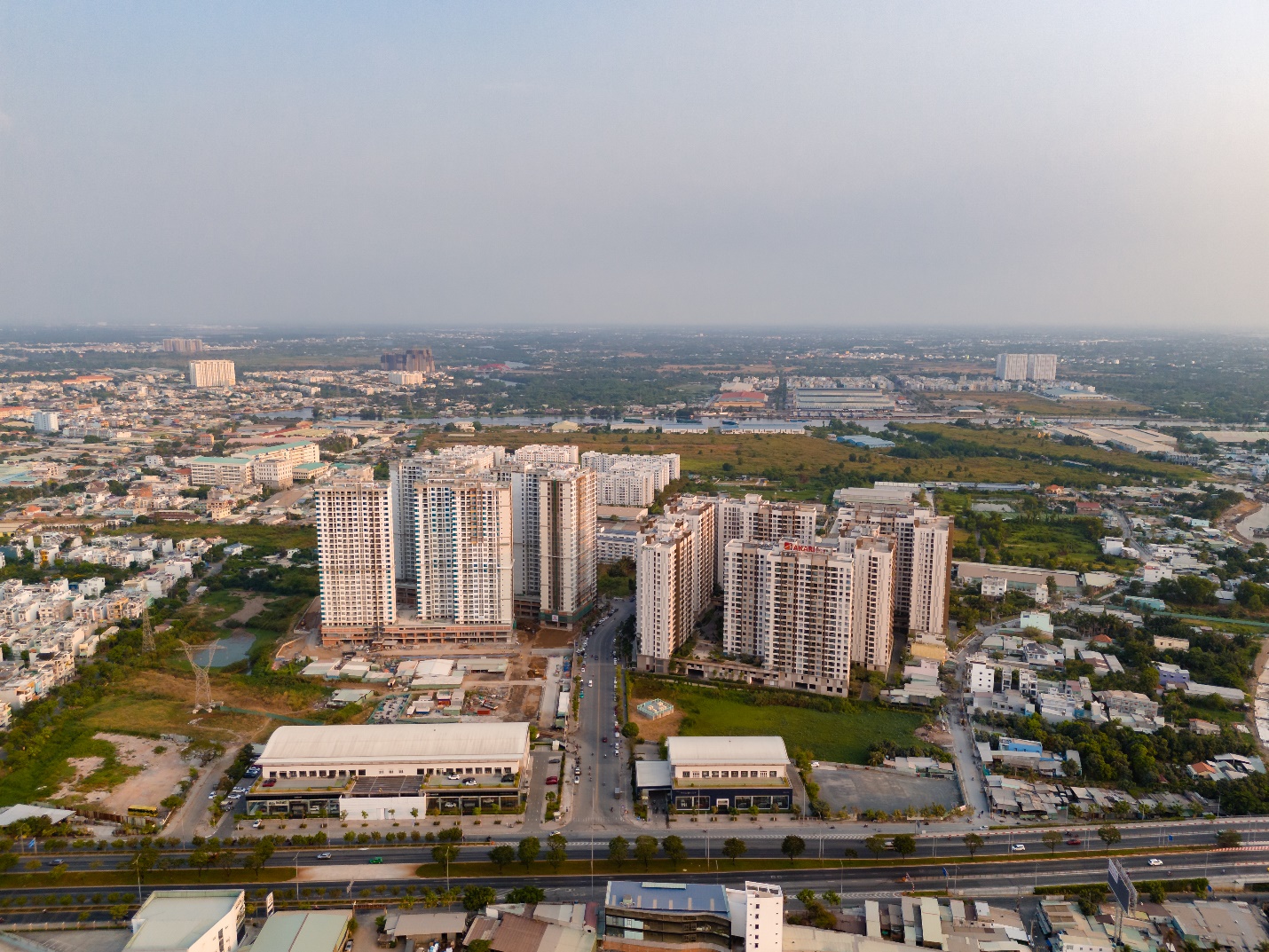 Akari City quy mô 8,5 ha, tọa lạc trên đại lộ Võ Văn Kiệt