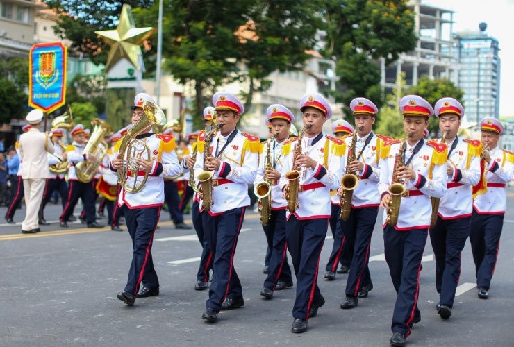 Phần biểu diễn cuối cùng là nhạc kèn của dàn kèn Công an nhân dân