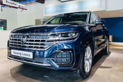 Volkswagen Touareg giảm giá lên đến 400 triệu đồng liệu có thoát cảnh “ế”