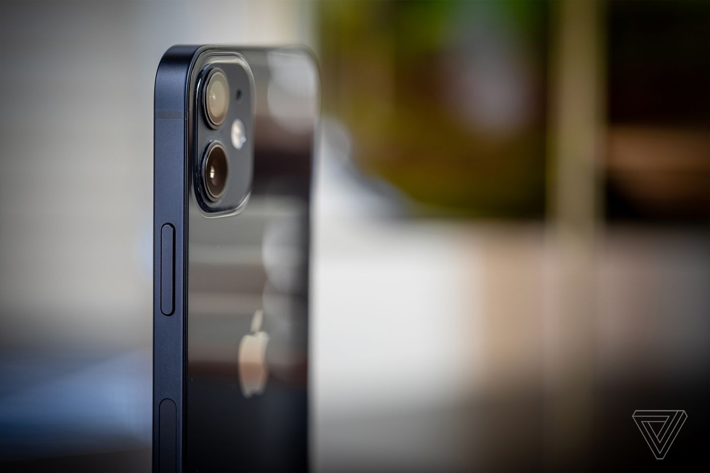 iPhone model as powerful as iPhone 12 Pro Max but half the price, takes extremely beautiful photos - 7