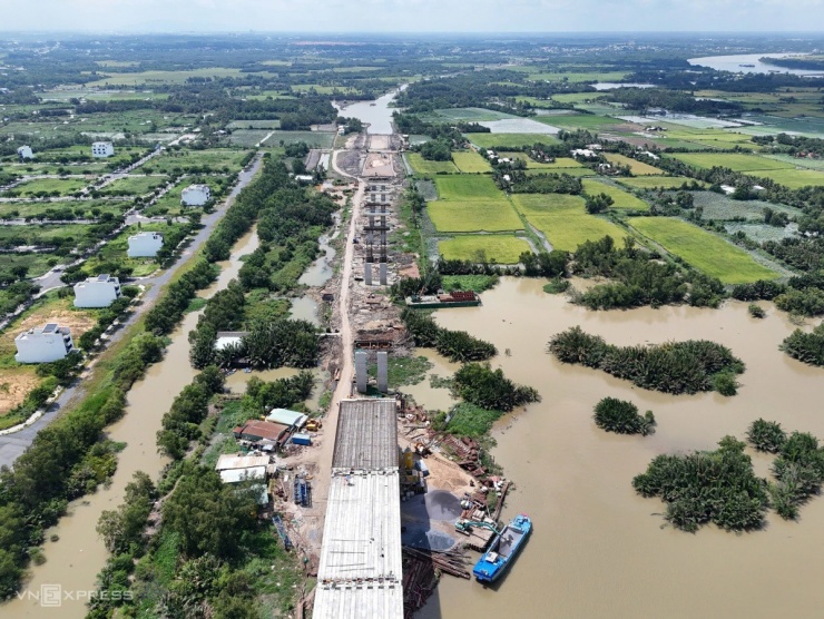 Hình dáng cầu lớn nhất Vành đai 3 TP HCM sắp nối nhịp - 9