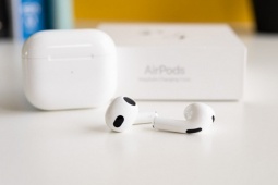 Apple có thể ra mắt hai phiên bản AirPods mới cùng với iPhone 16