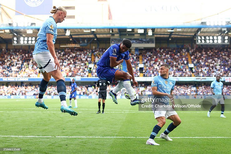 “Cỗ máy săn bàn” Haaland chạm mốc 100 trận cho Man City, đạt thành tích hiếm thấy - 7