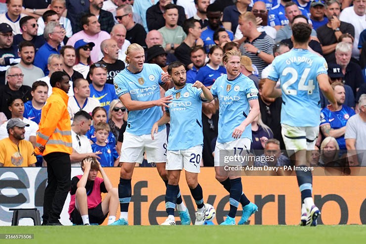 “Cỗ máy săn bàn” Haaland chạm mốc 100 trận cho Man City, đạt thành tích hiếm thấy - 8