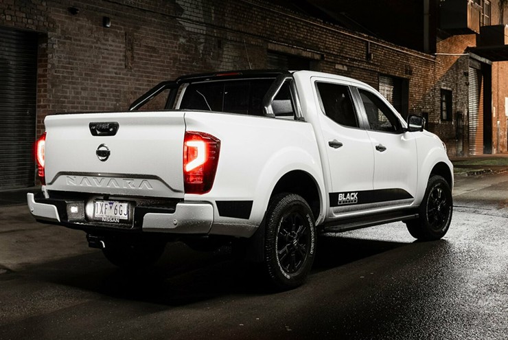 Nissan Navara có thêm phiên bản Black Edition - 5