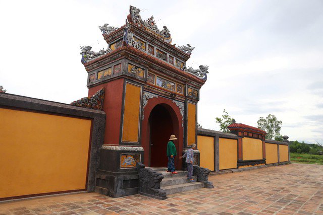 Cổng vào An Lăng.
