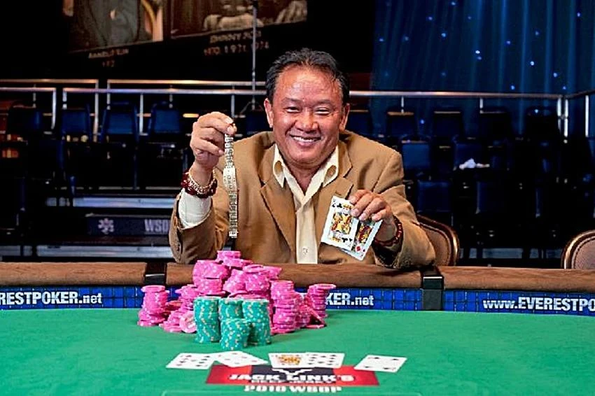 Thần bài Poker Nguyễn Mến.