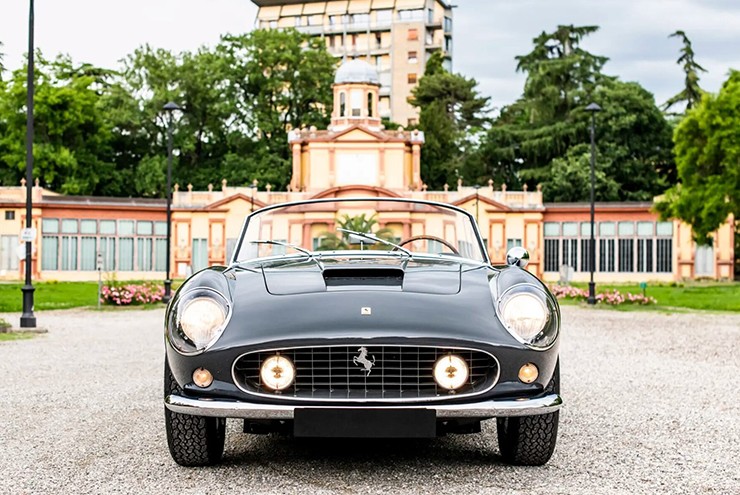 Ferrari 250 GT California có giá bán hơn 425 tỷ đồng có gì đặc biệt? - 2