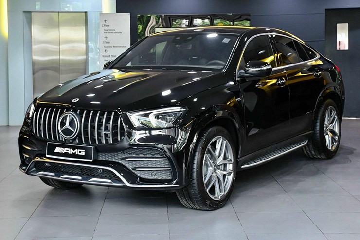 Loạt xe hiệu suất cao của Mercedes-Benz giảm giá mạnh tại Việt Nam