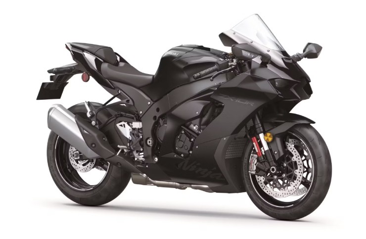 9. 2025 Kawasaki Ninja ZX-10R có giá niêm yết 17.799 USD (441,9 triệu đồng), là dòng siêu xe thể thao, trang bị động cơ 4 xi lanh, chạy mượt mà, đáng tin cậy, dung tích 998cc, cho công suất tối đa 197,2 mã lực. Trên xe có loạt trang bị tối tân như sang số nhanh, kiểm soát bám đường, các chế độ lái, kiểm soát hành trình và ABS cua góc.