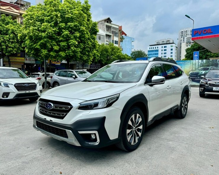 Giá xe Subaru Outback giảm sâu hơn 400 triệu đồng tại đại lý - 2