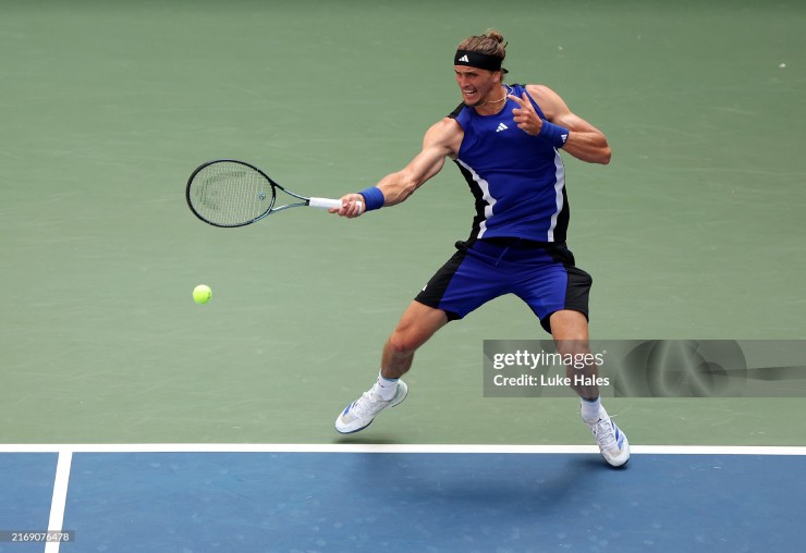 Zverev đang là tay vợt số 2 bảng xếp hạng ATP trực tuyến, chắc chắn có vị thế cao hơn Alcaraz sau US Open