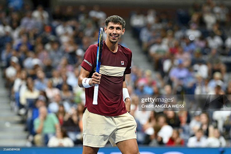 [Image: Video-tennis-Popyrin---Djokovic-US-Open-...ght493.jpg]