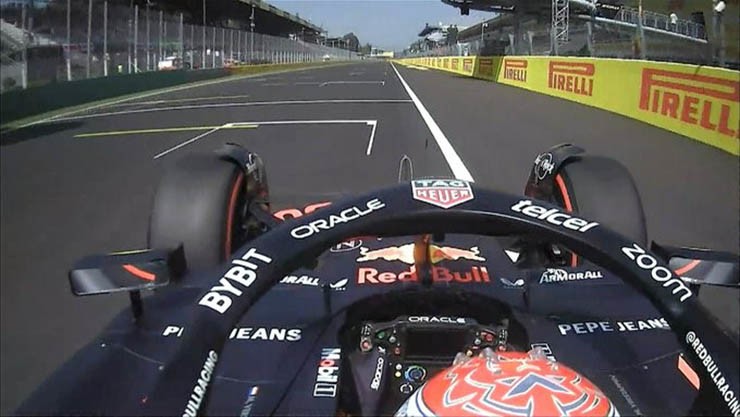 Verstappen nhanh nhất FP1