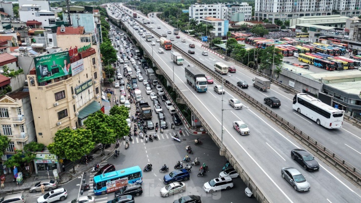 Hết kỳ nghỉ lễ, cao tốc Pháp Vân - Cầu Giẽ ùn ứ kéo dài từ sáng sớm - 14