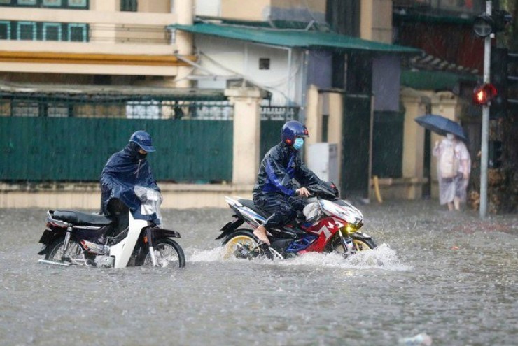 Siêu bão YAGI giật trên cấp 17 ảnh hưởng đến Hà Nội thế nào?