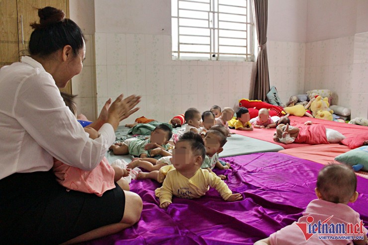 Những đứa trẻ tại mái ấm Hoa Hồng đã được đưa tới những nơi đảm bảo nuôi dưỡng tốt. Ảnh: Hà Nguyễn