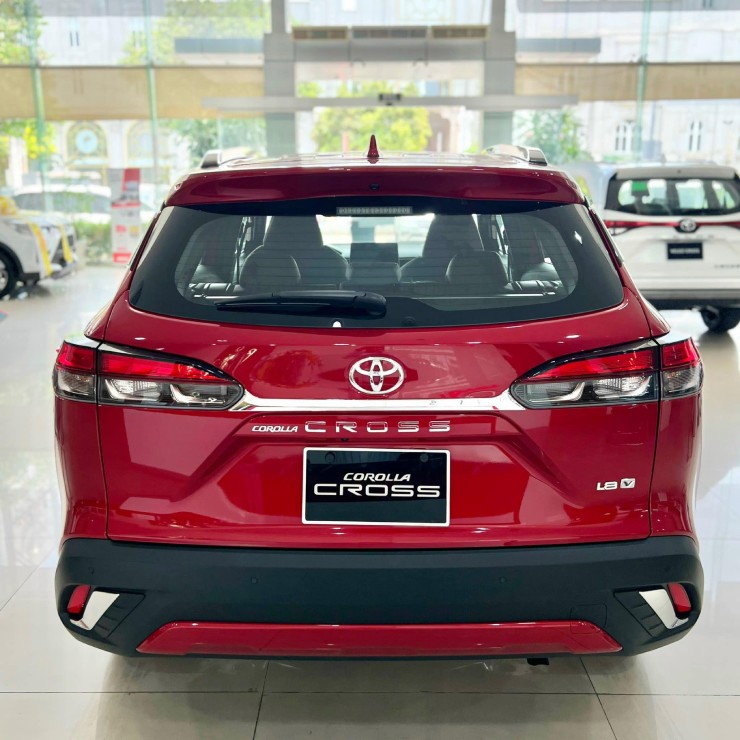 Toyota Corolla Cross 2024 giá từ 820 triệu đồng, mang nhiều điểm nhấn nổi bật - 4