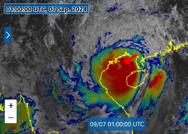 Đây là hình ảnh bão Yagi lúc 8h sáng 7/9, khi đó mắt bão rất tròn và rõ nét, cho thấy nó đang là bão rất mạnh. Ảnh: JMA.