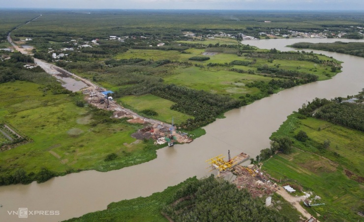 Cầu Thanh An bắc qua sông Sài Gòn là cầu lớn nhất gói thầu, với mức đầu tư khoảng 180 tỷ đồng. Cầu dài hơn 600 m nối liền Bình Dương - Tây Ninh.