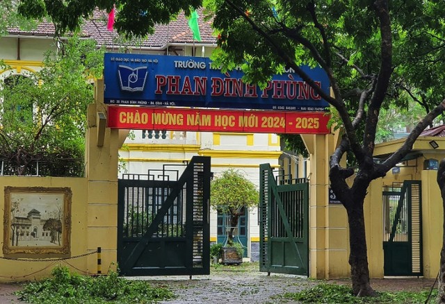 Nhiều trường học trên địa bàn Hà Nội bị thiệt hại về cơ sở vật chất do bão 