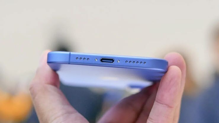 The USB-C port on the iPhone 16 has not been favored by Apple.