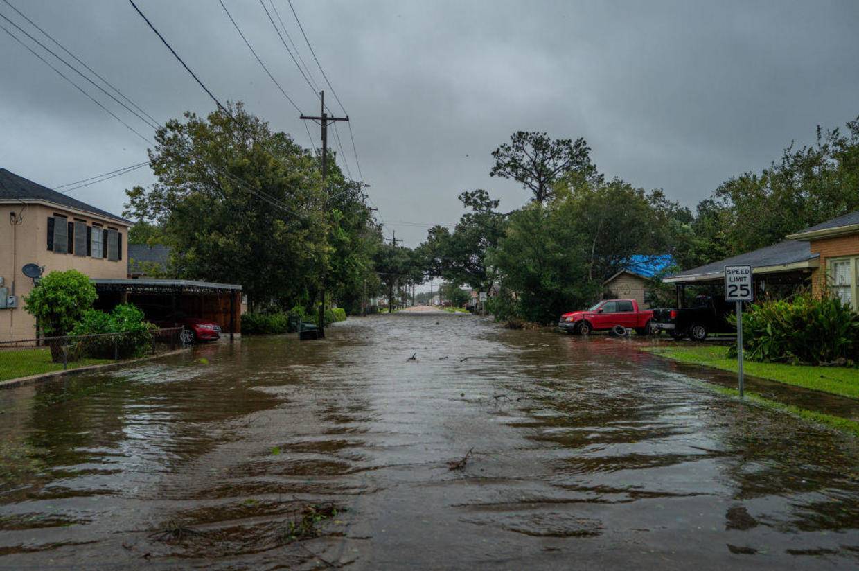 Ngập lụt&nbsp;ở bang Lousiana vào ngày 11/9. Ảnh: CBS News.