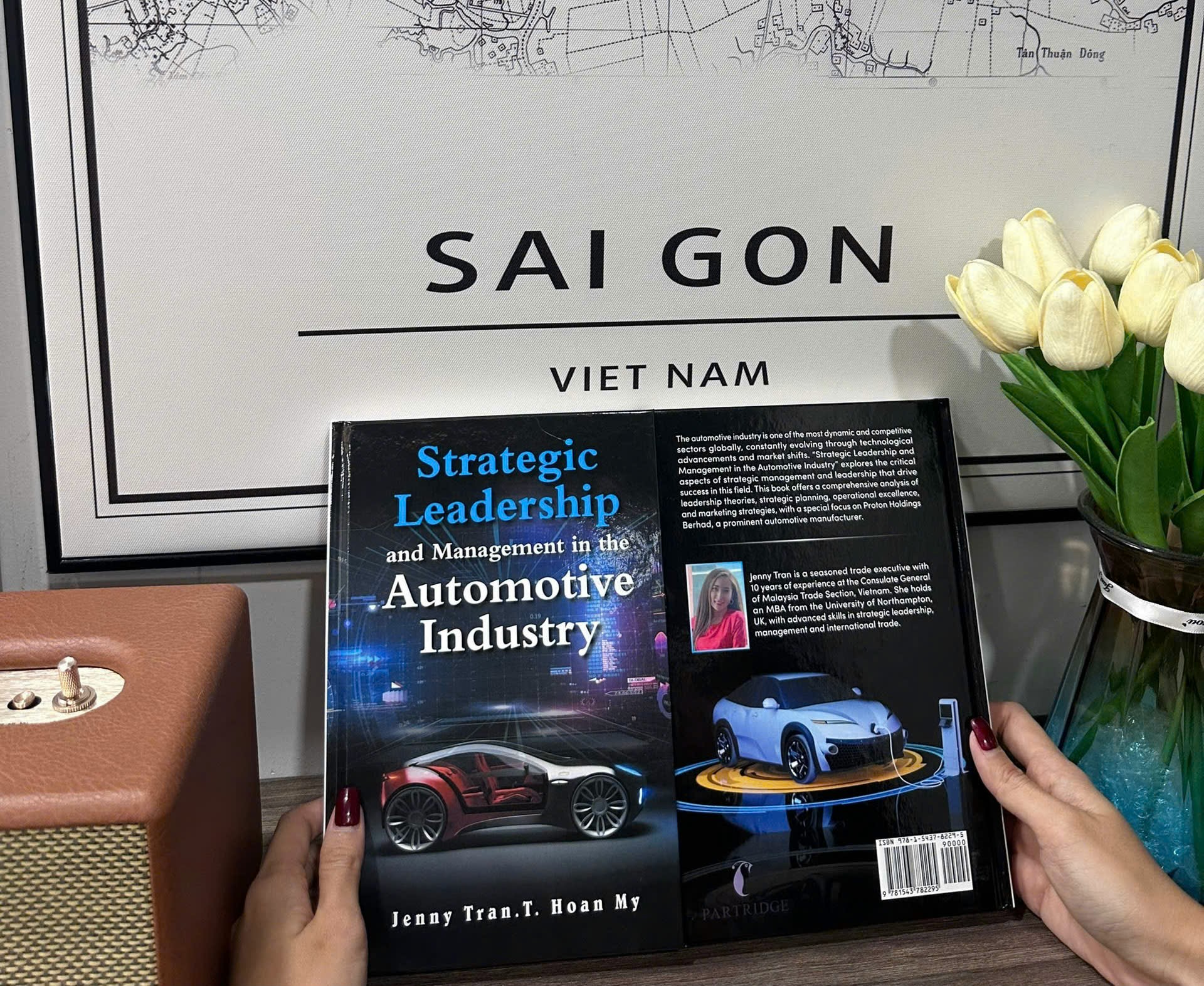 Ấn phẩm “Leadership and Management in the Automotive Industry” đang được bán tại Amazon - Mỹ và các nước khác trên thế giới.