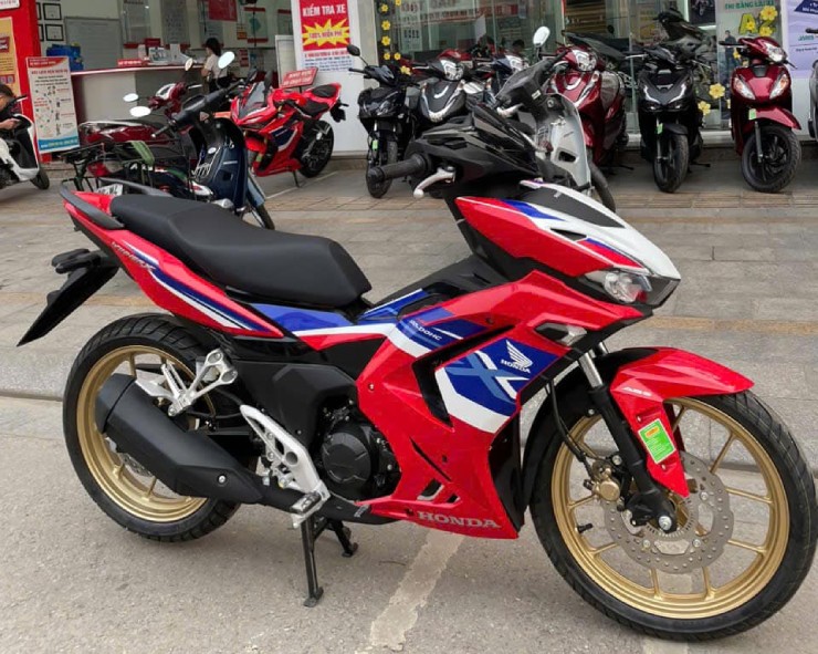 Giá xe côn tay Honda Winner X giữa tháng 9/2024, giảm sốc 16 triệu đồng - 3