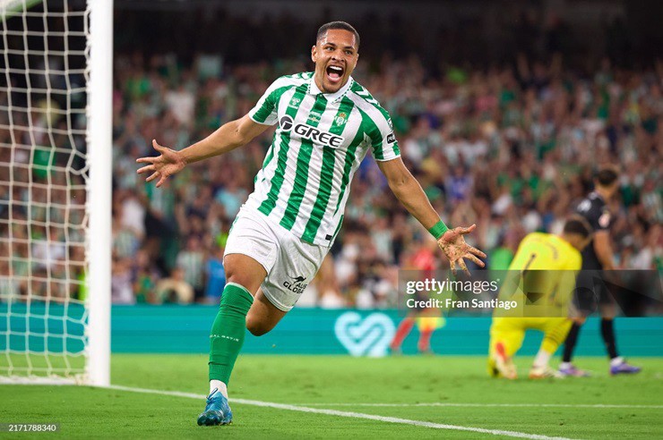 Roque ghi bàn ấn định chiến thắng cho Real Betis