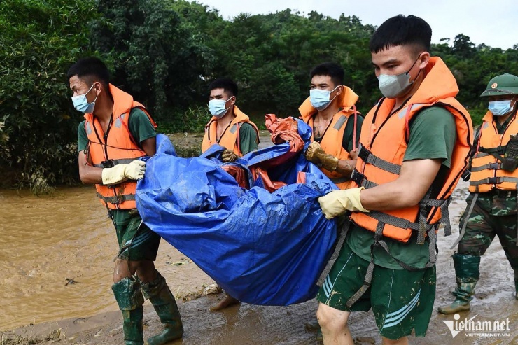 Vụ lũ quét kinh hoàng xảy ra ở thôn Làng Nủ (xã Phúc Khánh, huyện Bảo Yên, Lào Cai), nơi có 37 hộ với 158 nhân khẩu. Ảnh: Thạch Thảo