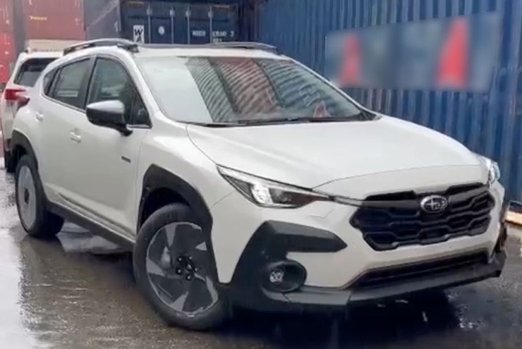 Subaru Crosstrek thế hệ mới lộ diện tại Việt Nam - 6