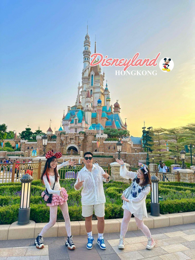 Những khoảnh khắc thú vị ở Disneyland.