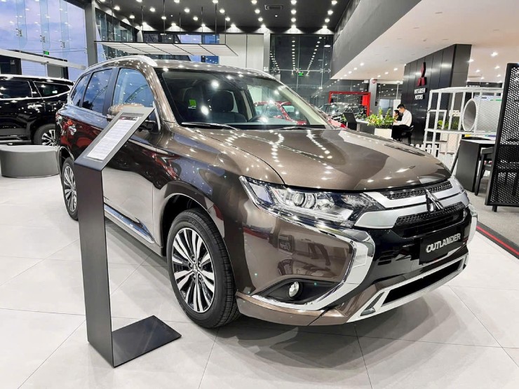 Những điểm nhấn của dòng Crossover 7 chỗ ngồi Mitsubishi Outlander - 2