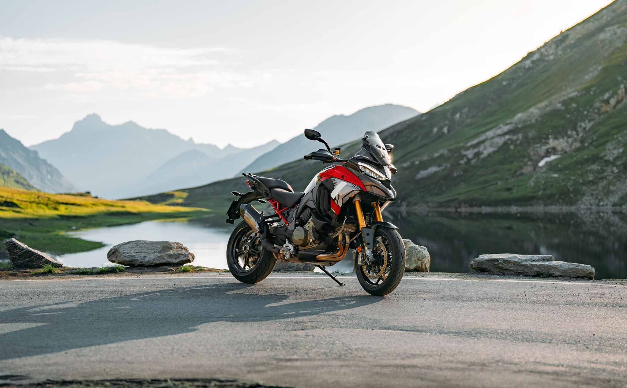 Ducati Multistrada V4 Pikes Peak 2025 ra mắt: Thiết kế thể thao và nhiều công nghệ hơn - 2