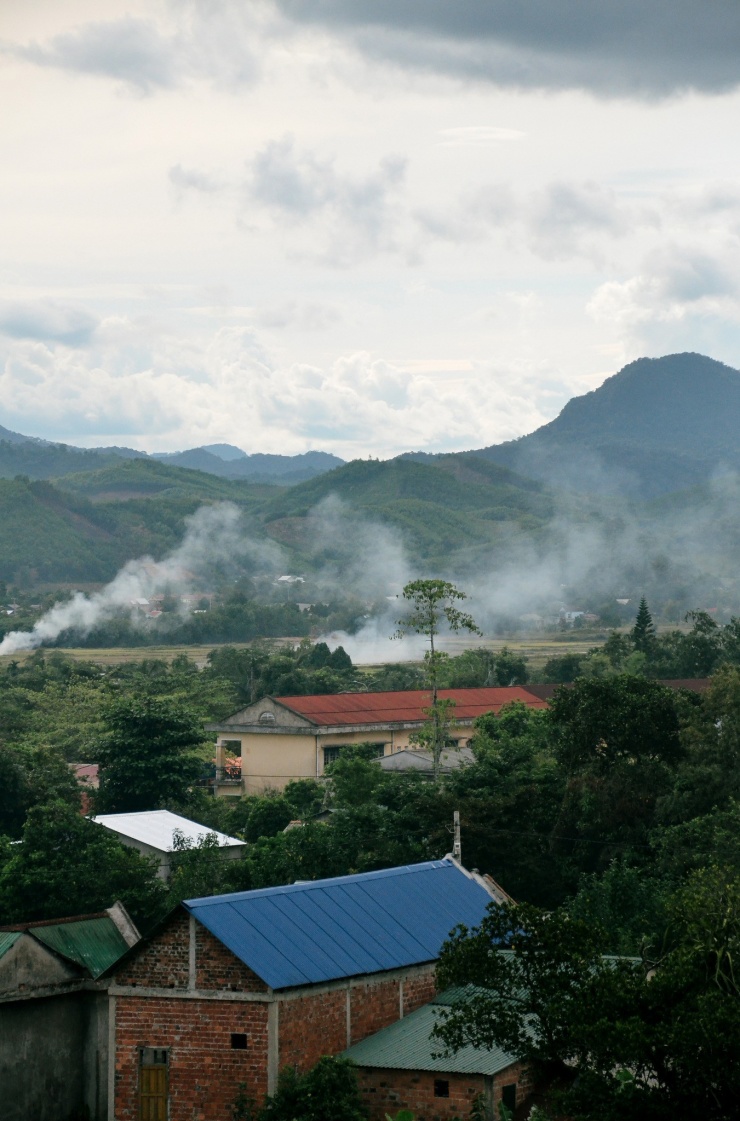 Khói lam chiều...