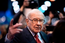 Warren Buffett: "Nếu không tìm cách kiếm tiền trong lúc ngủ, bạn sẽ phải làm việc cho đến chết"